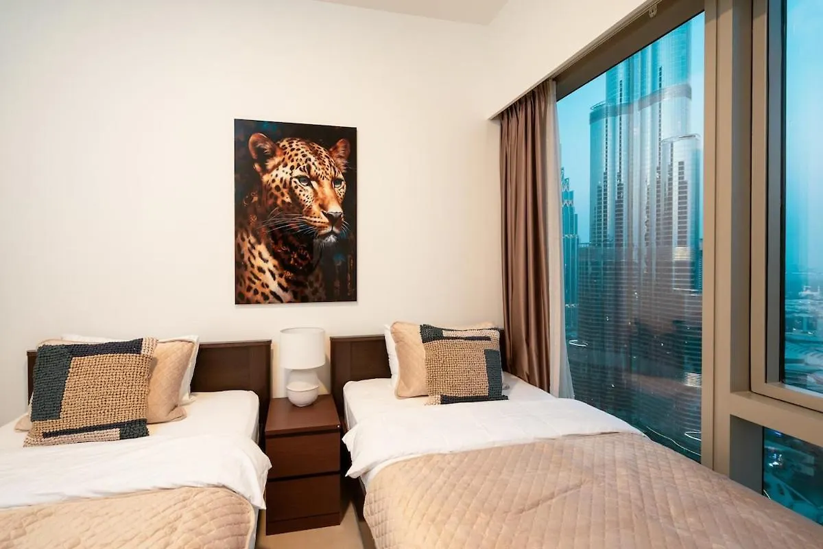 Ultimate 2Br Burj&Fountain View 4 Min-Dubai Mall Apartment